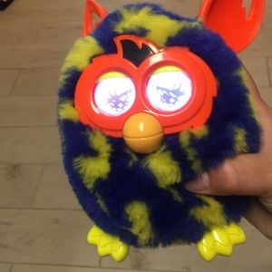 Furby Lighting Bolts Boom Plush Collectable 🧸 toy